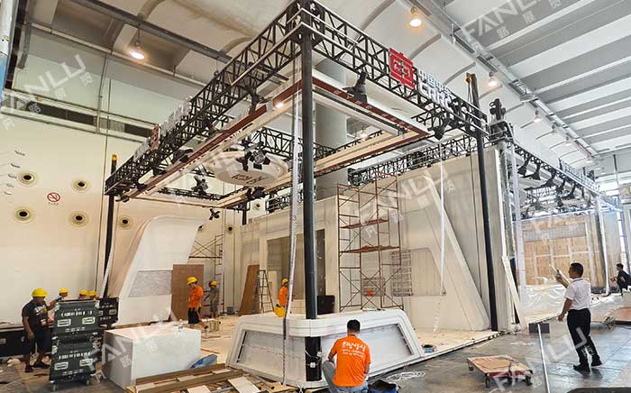 分享Truss架展台搭建流程